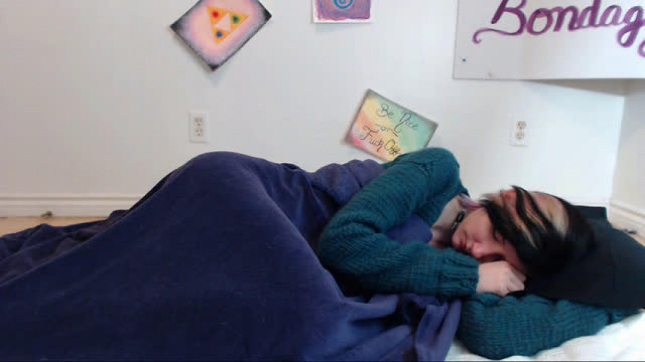 LittleBriza - Sleepy Sweater Cuddlefuck